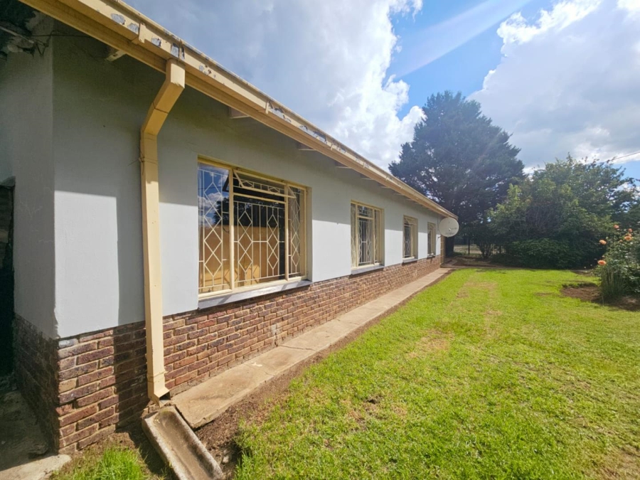 4 Bedroom Property for Sale in Ladybrand Free State